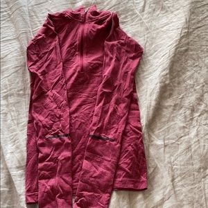 LULULEMON LONG SLEEVE SIZE 2